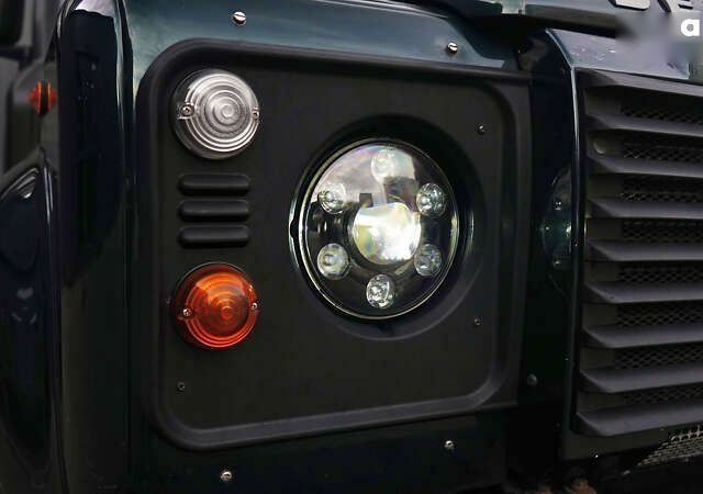 Ленд Ровер Дефендер, объемом двигателя 2.2 л и пробегом 98 тыс. км за 87000 $, фото 9 на Automoto.ua