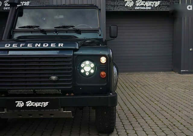 Ленд Ровер Дефендер, объемом двигателя 2.2 л и пробегом 98 тыс. км за 87000 $, фото 11 на Automoto.ua