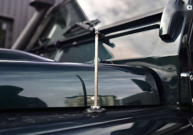 Ленд Ровер Дефендер, объемом двигателя 2.2 л и пробегом 98 тыс. км за 76000 $, фото 5 на Automoto.ua