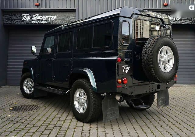 Ленд Ровер Дефендер, объемом двигателя 2.2 л и пробегом 98 тыс. км за 76000 $, фото 14 на Automoto.ua