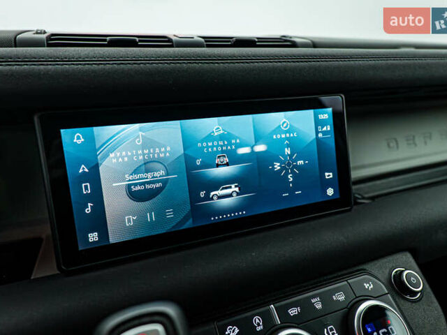 Ленд Ровер Дефендер, об'ємом двигуна 3 л та пробігом 105 тис. км за 61728 $, фото 15 на Automoto.ua