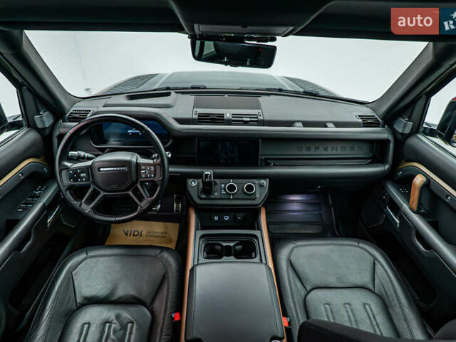 Ленд Ровер Дефендер, об'ємом двигуна 3 л та пробігом 112 тис. км за 64665 $, фото 10 на Automoto.ua