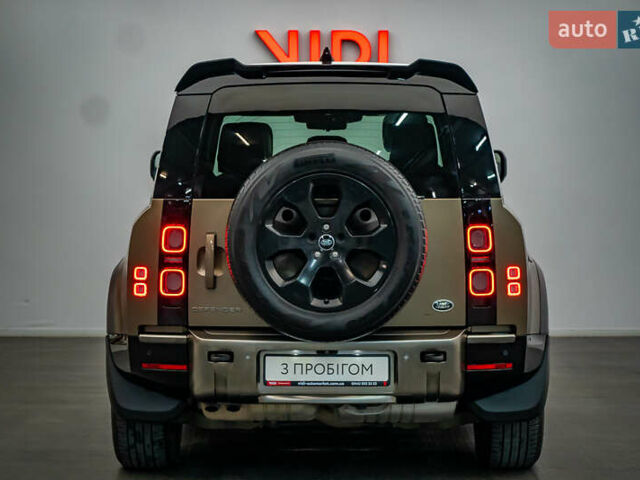 Ленд Ровер Дефендер, об'ємом двигуна 3 л та пробігом 112 тис. км за 64665 $, фото 5 на Automoto.ua