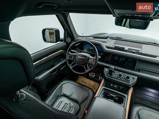 Ленд Ровер Дефендер, об'ємом двигуна 3 л та пробігом 112 тис. км за 64665 $, фото 11 на Automoto.ua