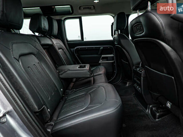 Ленд Ровер Дефендер, об'ємом двигуна 3 л та пробігом 105 тис. км за 61728 $, фото 19 на Automoto.ua
