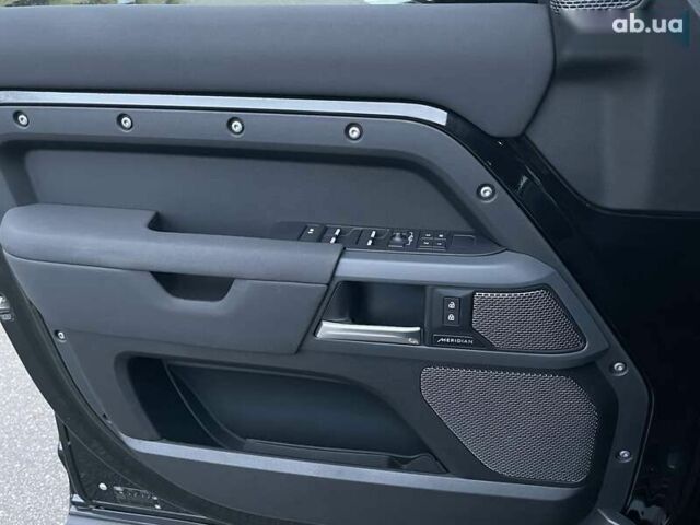 Ленд Ровер Дефендер, объемом двигателя 3 л и пробегом 80 тыс. км за 84900 $, фото 22 на Automoto.ua