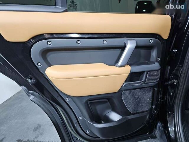 Ленд Ровер Дефендер, объемом двигателя 3 л и пробегом 23 тыс. км за 99999 $, фото 15 на Automoto.ua