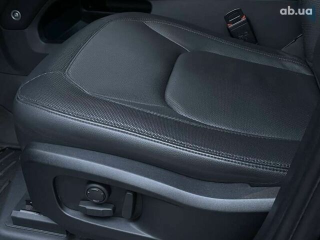 Ленд Ровер Дефендер, объемом двигателя 3 л и пробегом 80 тыс. км за 84900 $, фото 29 на Automoto.ua