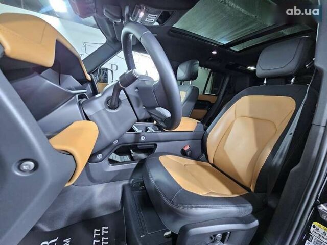 Ленд Ровер Дефендер, объемом двигателя 3 л и пробегом 23 тыс. км за 99999 $, фото 27 на Automoto.ua