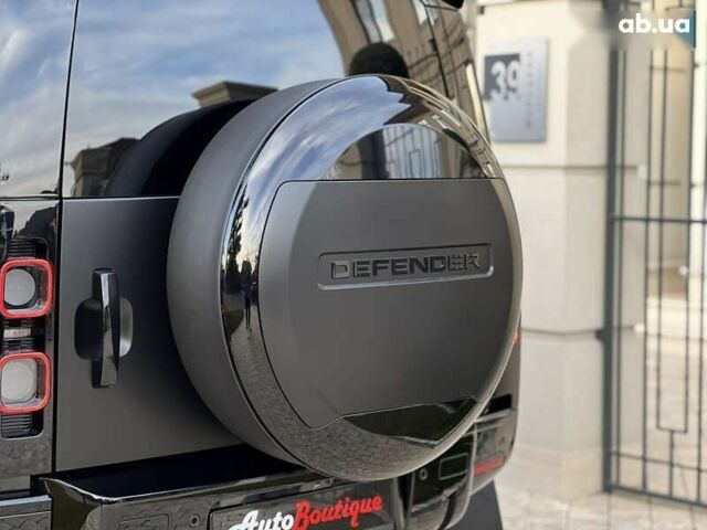 Ленд Ровер Дефендер, объемом двигателя 3 л и пробегом 65 тыс. км за 89000 $, фото 26 на Automoto.ua
