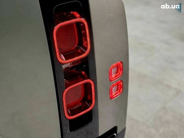 Ленд Ровер Дефендер, об'ємом двигуна 3 л та пробігом 7 тис. км за 82990 $, фото 20 на Automoto.ua