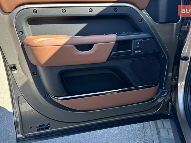 Ленд Ровер Дефендер, об'ємом двигуна 5 л та пробігом 0 тис. км за 232918 $, фото 20 на Automoto.ua