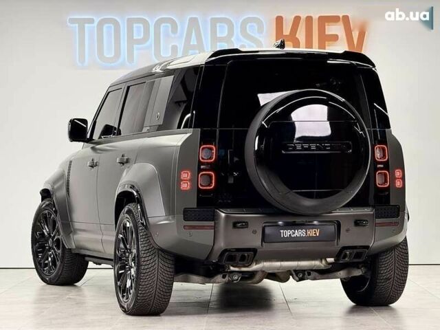 Ленд Ровер Дефендер, объемом двигателя 4.4 л и пробегом 3 тыс. км за 255000 $, фото 6 на Automoto.ua