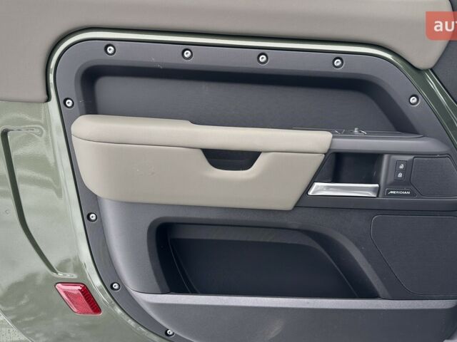 купить новое авто Ленд Ровер Дефендер 2025 года от официального дилера JAGUAR LAND ROVER КИЇВ АЕРОПОРТ Ленд Ровер фото