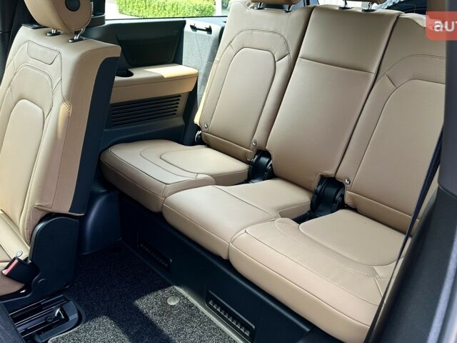 Ленд Ровер Дефендер, объемом двигателя 3 л и пробегом 0 тыс. км за 144522 $, фото 16 на Automoto.ua