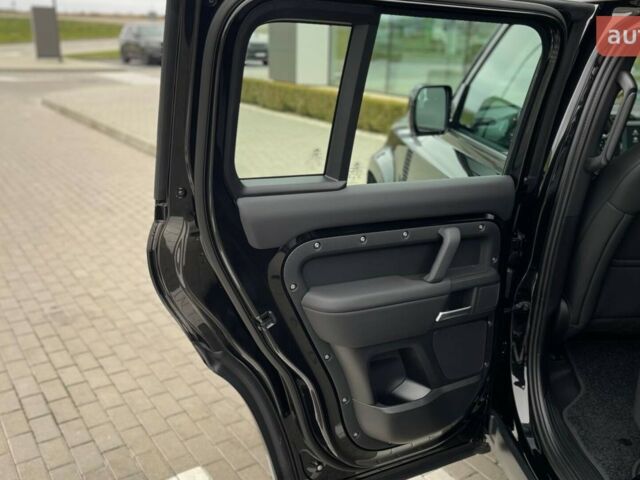 Ленд Ровер Дефендер, объемом двигателя 3 л и пробегом 0 тыс. км за 104283 $, фото 24 на Automoto.ua