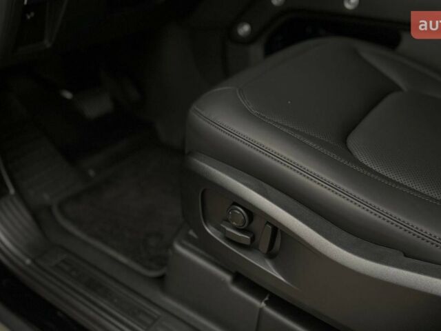 Ленд Ровер Дефендер, объемом двигателя 3 л и пробегом 0 тыс. км за 104283 $, фото 7 на Automoto.ua