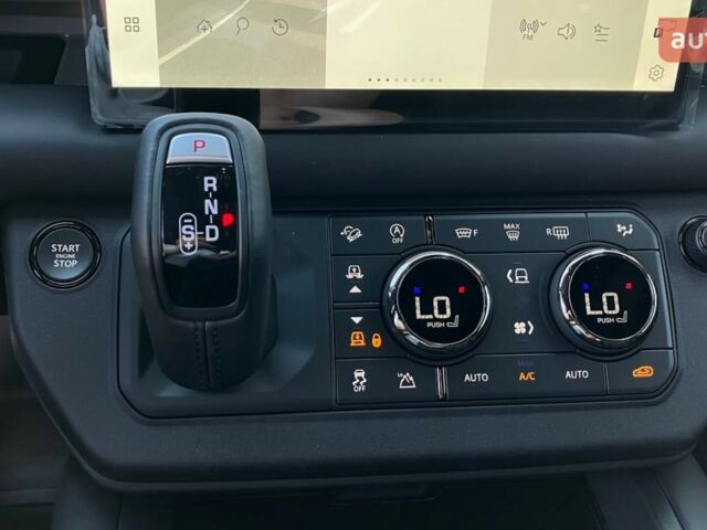 Ленд Ровер Дефендер, об'ємом двигуна 5 л та пробігом 0 тис. км за 218676 $, фото 25 на Automoto.ua