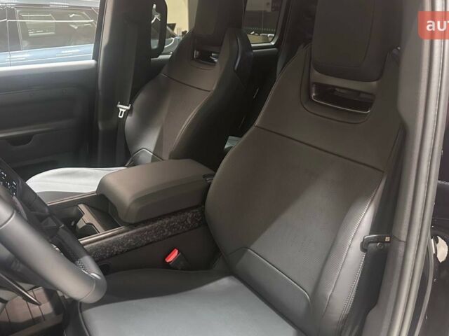 купити нове авто Ленд Ровер Дефендер 2025 року від офіційного дилера Київ Захід Jaguar Land Rover Ленд Ровер фото