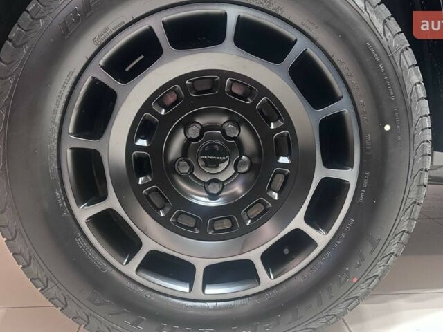 купити нове авто Ленд Ровер Дефендер 2025 року від офіційного дилера Київ Захід Jaguar Land Rover Ленд Ровер фото