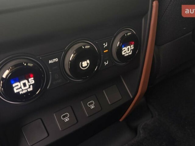 купити нове авто Ленд Ровер Дефендер 2025 року від офіційного дилера Київ Захід Jaguar Land Rover Ленд Ровер фото