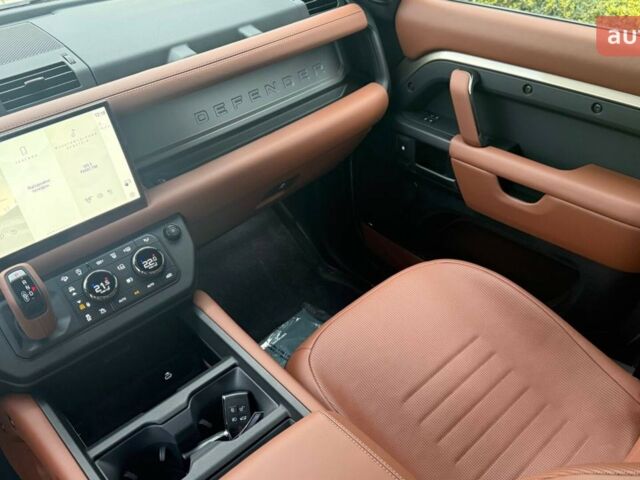 купити нове авто Ленд Ровер Дефендер 2025 року від офіційного дилера Київ Захід Jaguar Land Rover Ленд Ровер фото