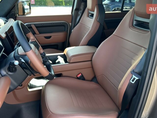 Ленд Ровер Дефендер, объемом двигателя 5 л и пробегом 0 тыс. км за 237473 $, фото 14 на Automoto.ua