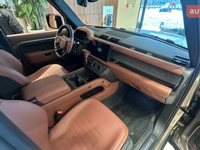 купити нове авто Ленд Ровер Дефендер 2025 року від офіційного дилера Київ Захід Jaguar Land Rover Ленд Ровер фото