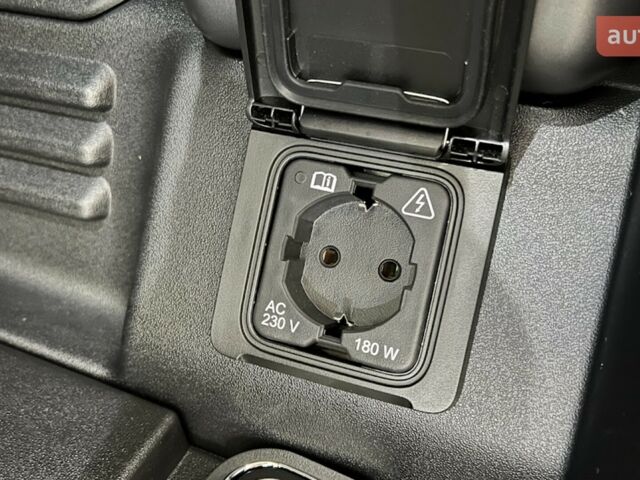 Ленд Ровер Дефендер, объемом двигателя 3 л и пробегом 0 тыс. км за 140844 $, фото 28 на Automoto.ua