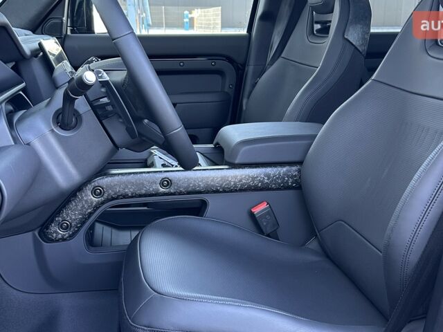 купить новое авто Ленд Ровер Дефендер 2026 года от официального дилера JAGUAR LAND ROVER КИЇВ АЕРОПОРТ Ленд Ровер фото