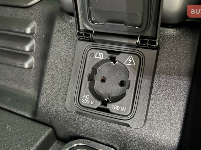 Ленд Ровер Дефендер, объемом двигателя 3 л и пробегом 0 тыс. км за 130450 $, фото 29 на Automoto.ua