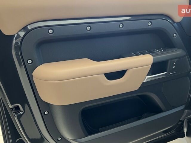 Ленд Ровер Дефендер, объемом двигателя 3 л и пробегом 0 тыс. км за 130450 $, фото 9 на Automoto.ua