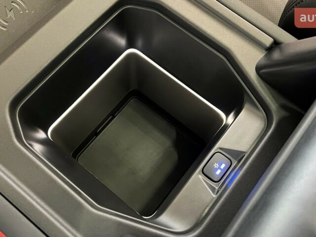 Ленд Ровер Дефендер, объемом двигателя 3 л и пробегом 0 тыс. км за 140844 $, фото 20 на Automoto.ua