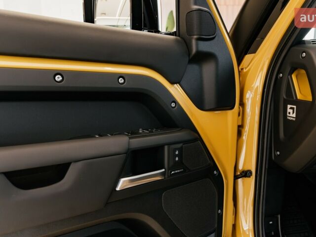 купити нове авто Ленд Ровер Дефендер 2026 року від офіційного дилера Київ Захід Jaguar Land Rover Ленд Ровер фото