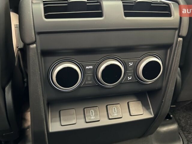 Ленд Ровер Дефендер, объемом двигателя 3 л и пробегом 0 тыс. км за 140844 $, фото 25 на Automoto.ua