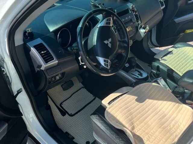 купить новое авто Ленд Ровер Дефендер 2026 года от официального дилера JAGUAR LAND ROVER КИЇВ АЕРОПОРТ Ленд Ровер фото