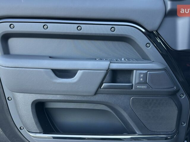 купить новое авто Ленд Ровер Дефендер 2026 года от официального дилера JAGUAR LAND ROVER КИЇВ АЕРОПОРТ Ленд Ровер фото