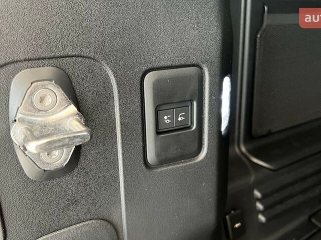 Ленд Ровер Дефендер, объемом двигателя 3 л и пробегом 0 тыс. км за 140844 $, фото 27 на Automoto.ua