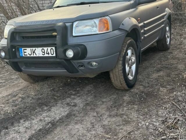 Сірий Ленд Ровер Дефендер, об'ємом двигуна 0 л та пробігом 375 тис. км за 2500 $, фото 1 на Automoto.ua