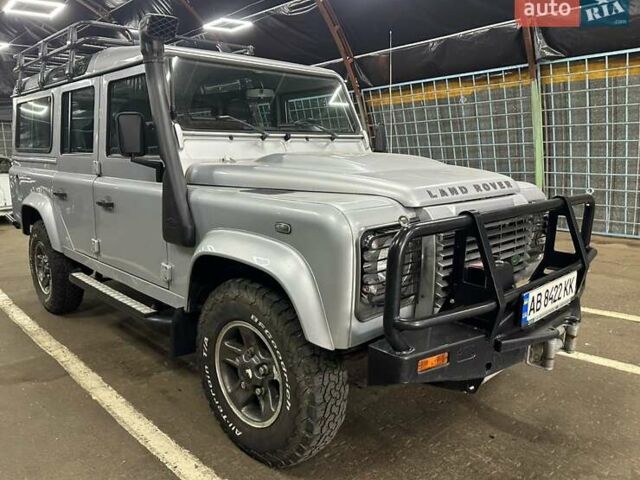 Серый Ленд Ровер Дефендер, объемом двигателя 2.4 л и пробегом 24 тыс. км за 36000 $, фото 2 на Automoto.ua