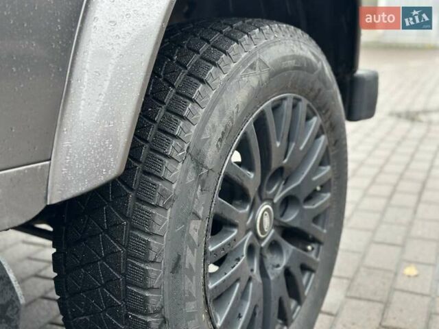 Ленд Ровер Дефендер 2014 в Ровно на Automoto.ua Серый Ленд Ровер Дефендер, объемом двигателя 2.18 л и пробегом 122 тыс. км за 51000 $, фото 14 на Automoto.ua