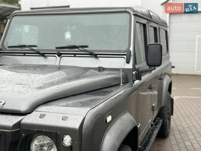 Ленд Ровер Дефендер 2014 в Ровно на Automoto.ua Серый Ленд Ровер Дефендер, объемом двигателя 2.18 л и пробегом 122 тыс. км за 51000 $, фото 5 на Automoto.ua