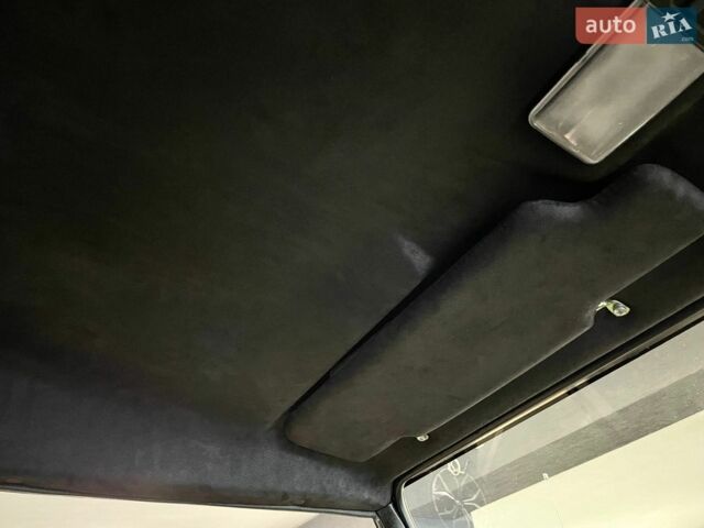 Сірий Ленд Ровер Дефендер, об'ємом двигуна 2.2 л та пробігом 21 тис. км за 99700 $, фото 57 на Automoto.ua