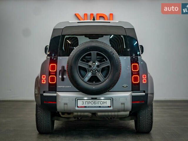 Серый Ленд Ровер Дефендер, объемом двигателя 2 л и пробегом 71 тыс. км за 55516 $, фото 5 на Automoto.ua