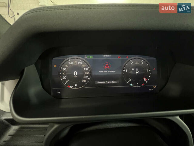 Серый Ленд Ровер Дефендер, объемом двигателя 2 л и пробегом 91 тыс. км за 60000 $, фото 15 на Automoto.ua