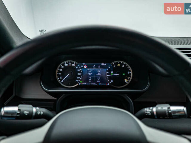 Серый Ленд Ровер Дефендер, объемом двигателя 2 л и пробегом 71 тыс. км за 55516 $, фото 12 на Automoto.ua