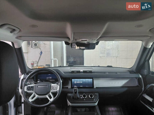 Серый Ленд Ровер Дефендер, объемом двигателя 2 л и пробегом 91 тыс. км за 60000 $, фото 29 на Automoto.ua