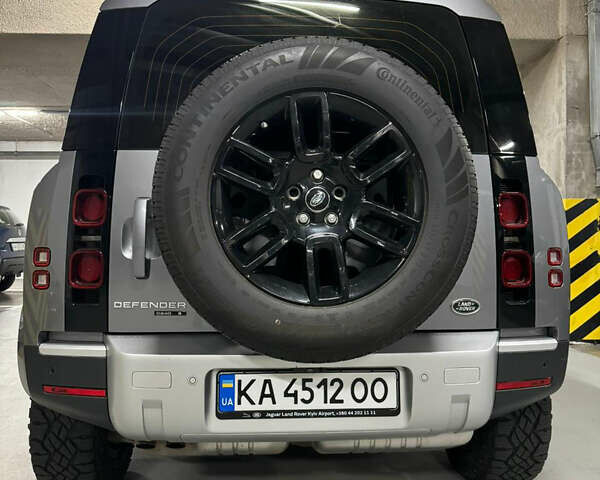 Сірий Ленд Ровер Дефендер, об'ємом двигуна 2 л та пробігом 160 тис. км за 55500 $, фото 7 на Automoto.ua