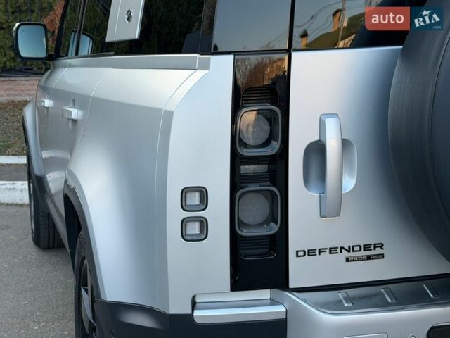 Сірий Ленд Ровер Дефендер, об'ємом двигуна 3 л та пробігом 97 тис. км за 69999 $, фото 10 на Automoto.ua