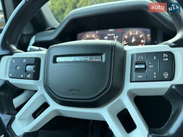 Сірий Ленд Ровер Дефендер, об'ємом двигуна 3 л та пробігом 97 тис. км за 69999 $, фото 22 на Automoto.ua
